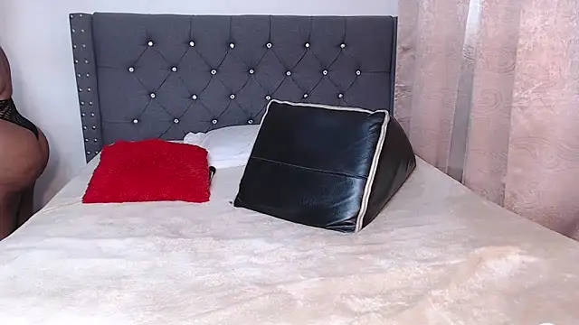 CanndyBrunett webcam