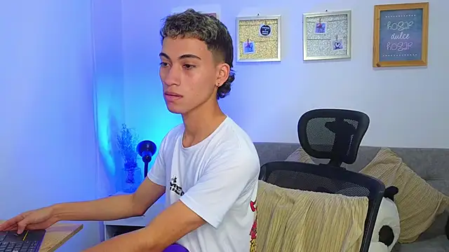 yulian_vasquez webcam