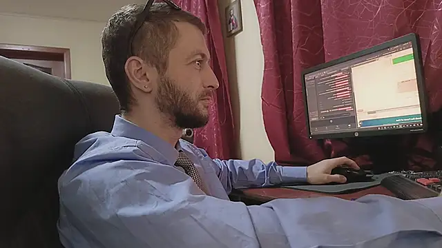 333Alone_in_theDark777 webcam