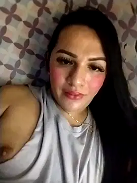 Yourbabyshane webcam