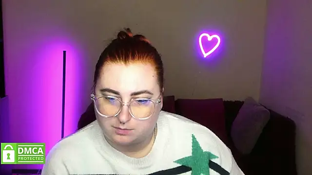 Alicia_love00 webcam