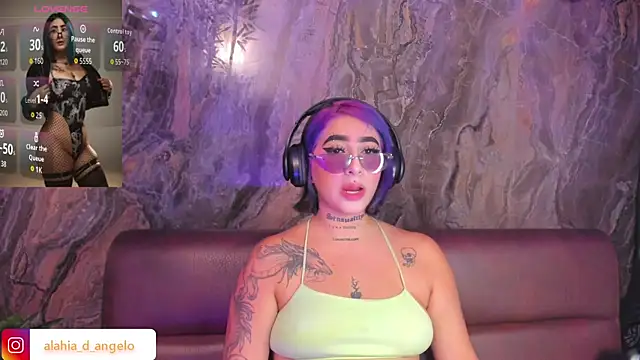 Alahia_Dangelo webcam