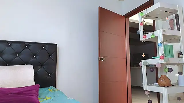 tatiana_big_ass_boobs webcam