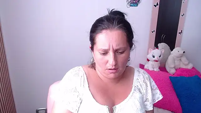 CristialJones_ webcam