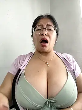 __valentina18 webcam