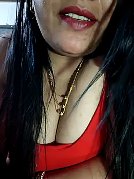 sneha_rose (F milf) - Boobs oiling