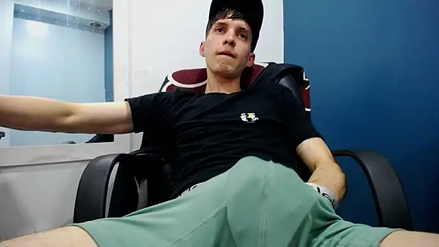 jheampiiero (M young) - masturbate hard cock