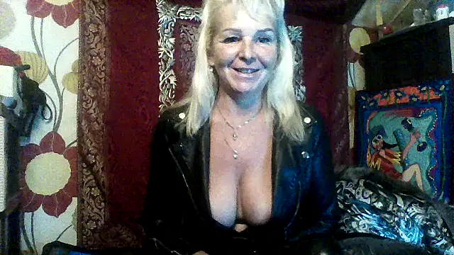 CassandraSandra44 webcam