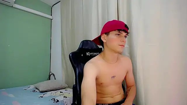 dilan_hott_ (M twink) - CUM IN PUBLIC💦🔥
