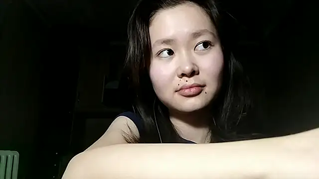 huldakye (F teen) - lick my finger