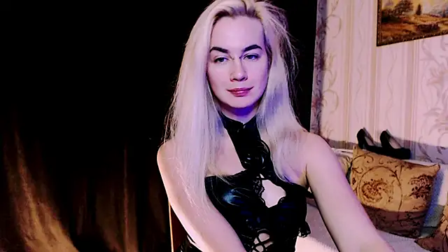 xxxcharismaaa (T young) - Show ass