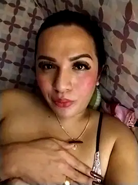 Yourbabyshane webcam