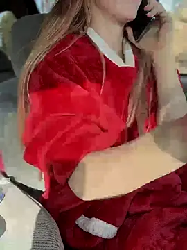 GoldenFlameGoddess webcam