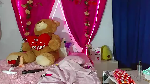 natashakissess webcam