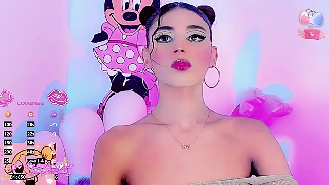 latina_sexdoll webcam