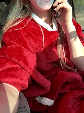 GoldenFlameGoddess webcam