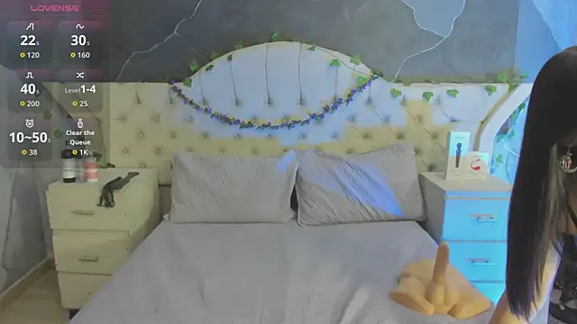 ambergreyy_ (F young) - Striptesea and oil show  🥵❤️