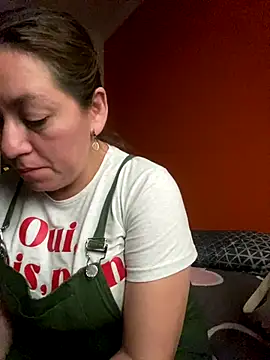 scarlet-20 (F milf) - Sexy show in my shower 💦