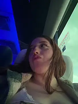 baby__otaku (F teen) - ¡Quitar bracier in the bus!