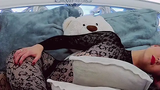 evamenders (F teen) - turn on me