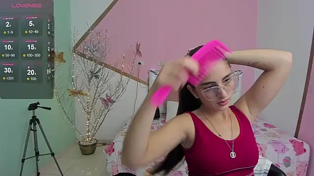 sofi_san (F teen) - doggy no panties 3 minutos