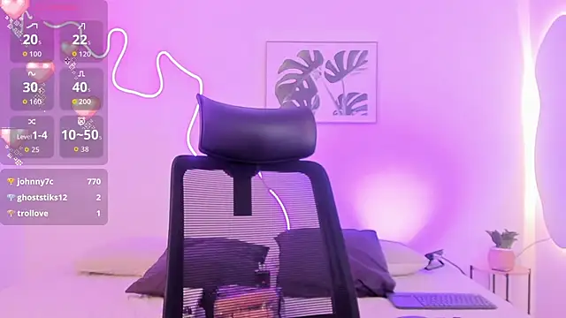 cherrydollxx (F teen) - plug in ass