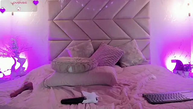 valeryywilliams (F milf) - Take off your bra + Blowjob🍆