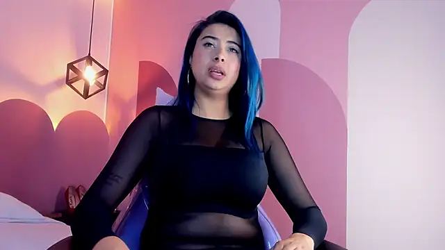 valeryboobs1 (F milf) - in my bed playing with my pussy and dild