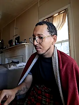 throwedworldwide (Ask my age) - Happier happy-holidays