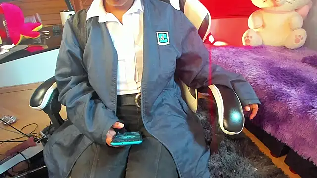 lilith_sanz (F teen) - Milk Show ✨ + Play w My Nipples ❤️