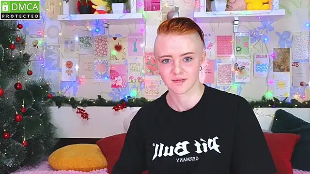 ssugarrush (F teen) - take off t-shirt