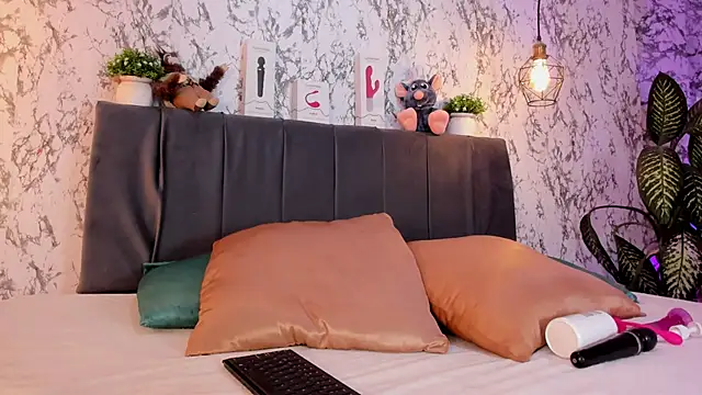 aihnoa_split (F young) - Deepthroath sloppy