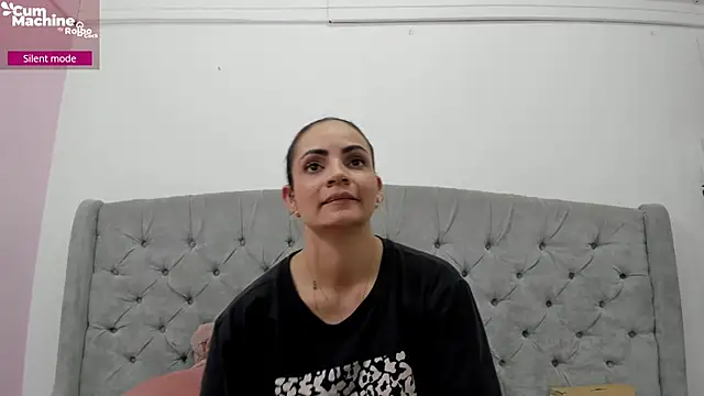 valesskahall (F young) - ride dildo🏇