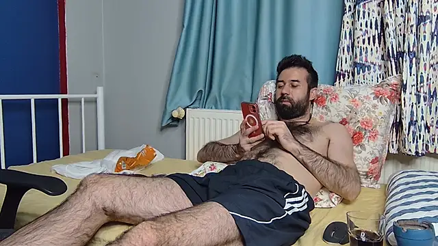 hairybearcb (Ask my age) - Take off my short