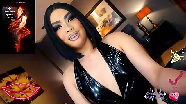 FridaHumphrey webcam