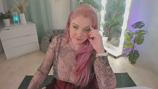 stellasunfield (F milf) - 💕take off bra, keep top on💕