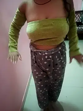 your_sidhi (F teen) - Boobs show