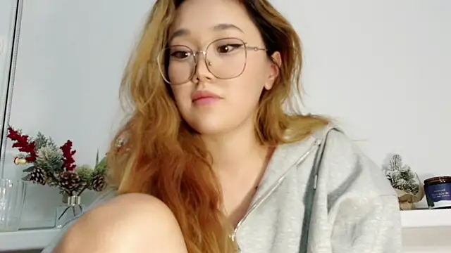 jennatyan (F young) - oil body