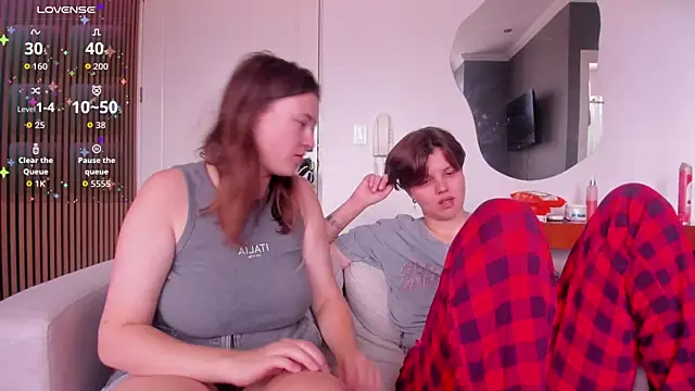 Tenderly_Couple webcam