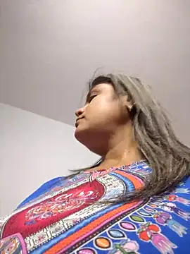 AlyDenalioficial webcam