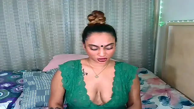 sexyindianchic