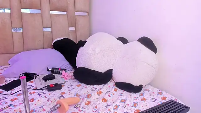 JulianaCarter webcam