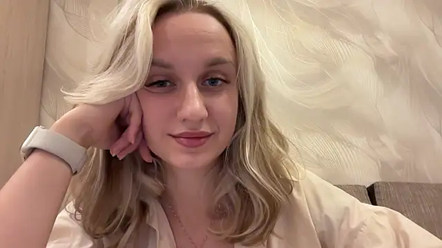 AdeleEverhart webcam
