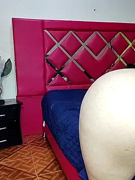 violettandcandy - ViolettAndCandy's free webcam - UK Sex Cams