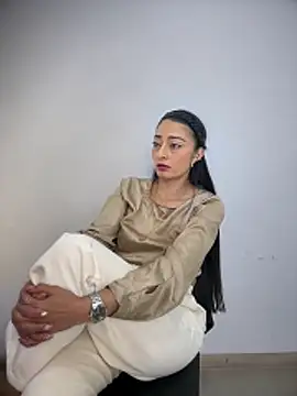 _bella-office1 (Ask my age) - fingers firmly coated with cream 🥵😘💦