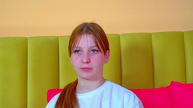 BeatriceBinoche webcam