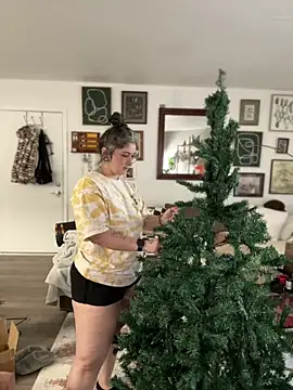 alix_valentine (F young) - Festive vibes🎄💦