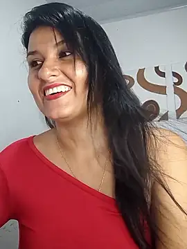 elena_jonees (Ask my age) - FINGER IN PUSSY 🥵