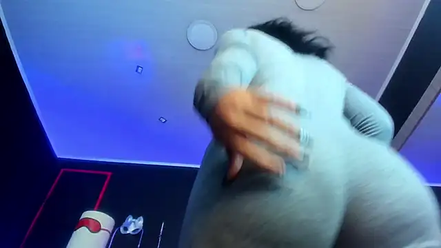 charlottescotte (F young) - Control my toy