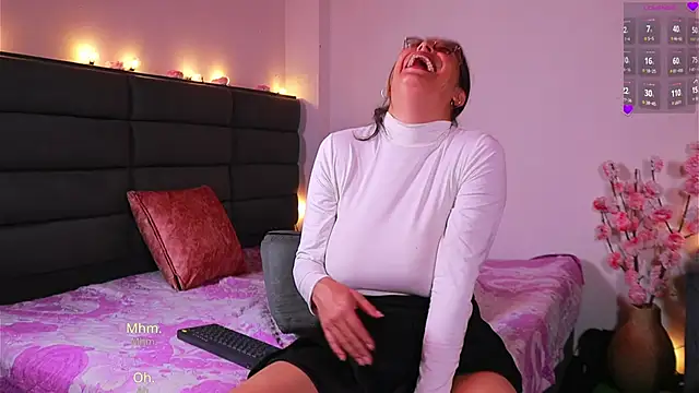 kathieandpovcock1 webcam